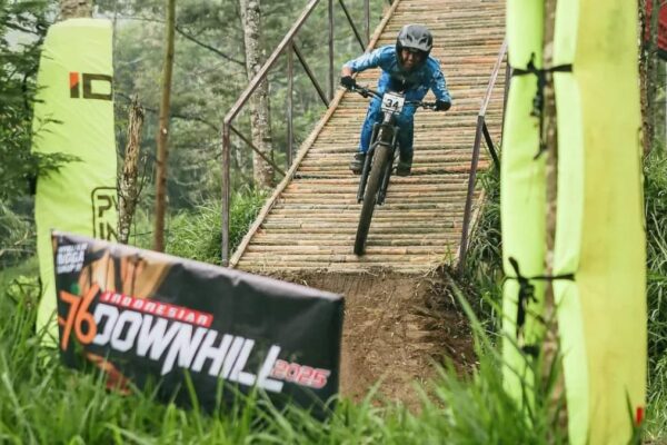 downhill-bukit-klangon-desa-wisata-klangon